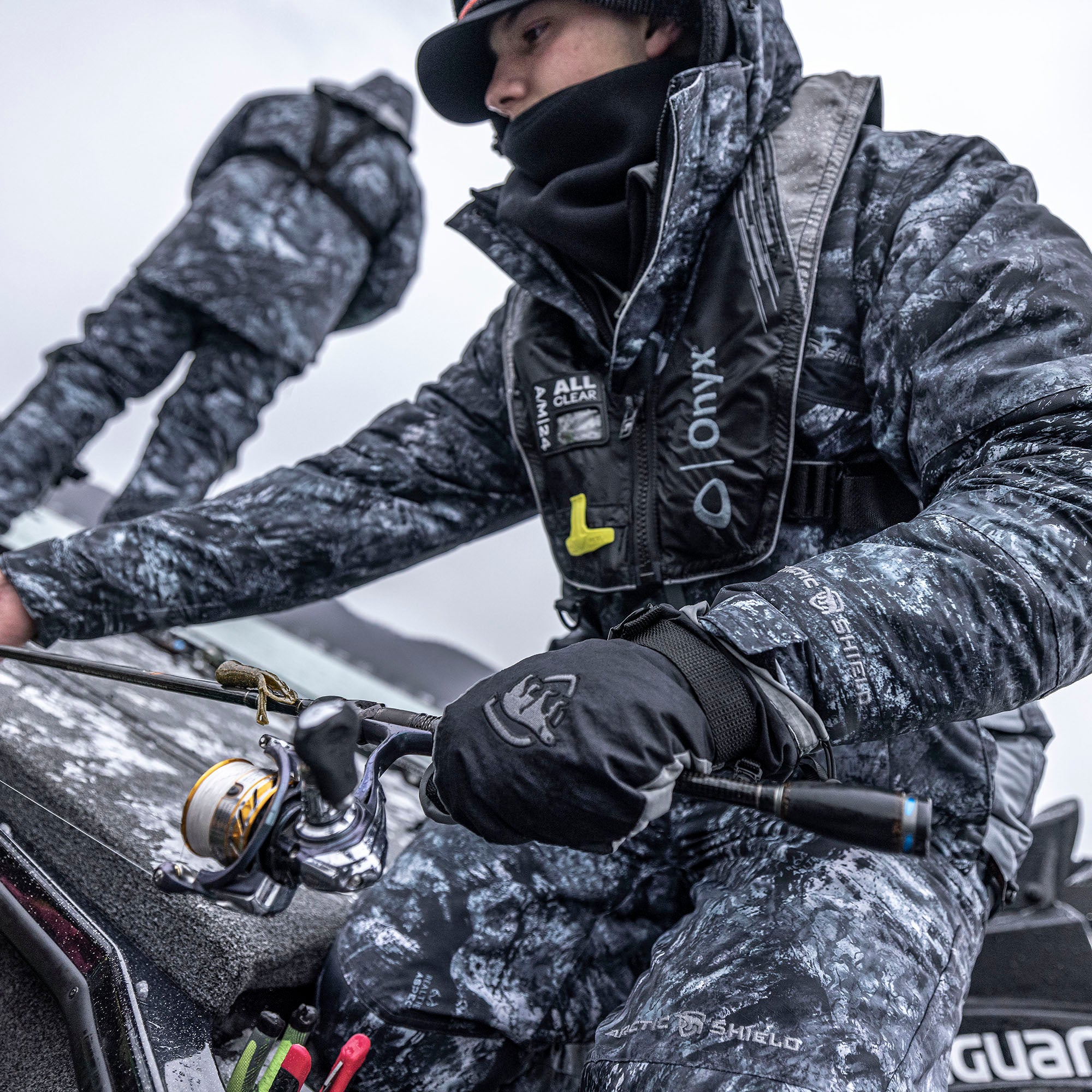 Classic Elite Mittens – ArcticShield